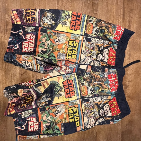 Star Wars Black and White Mesh Shorts - Picture 3 of 3